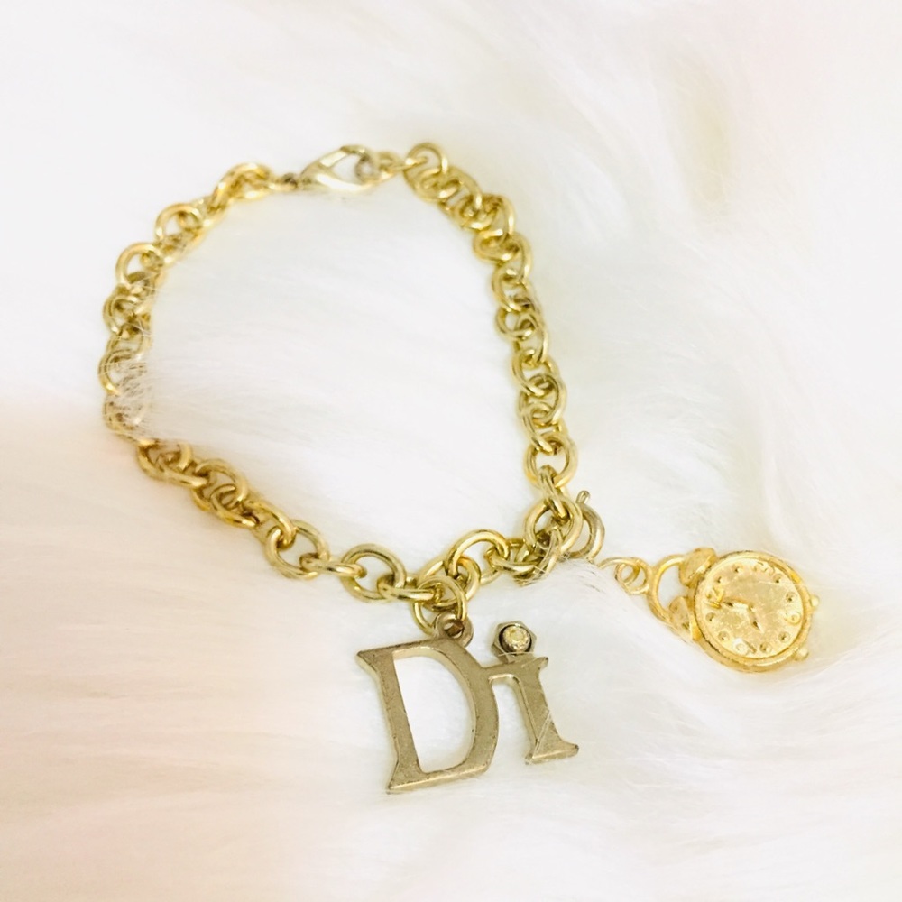 Bracelet Gold Tone Charm Bracelet - Picture 1 of 4